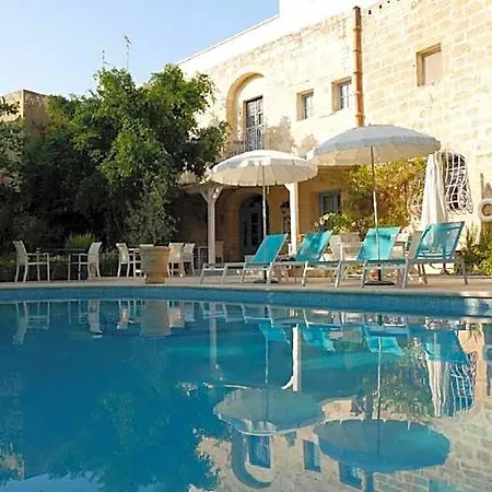 Village Knights Guest house 3*