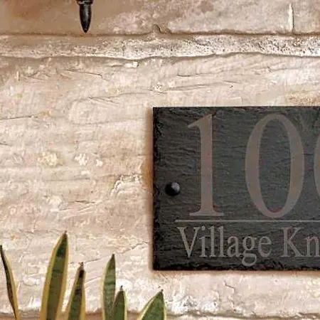 ゲストハウス Village Knights 3*